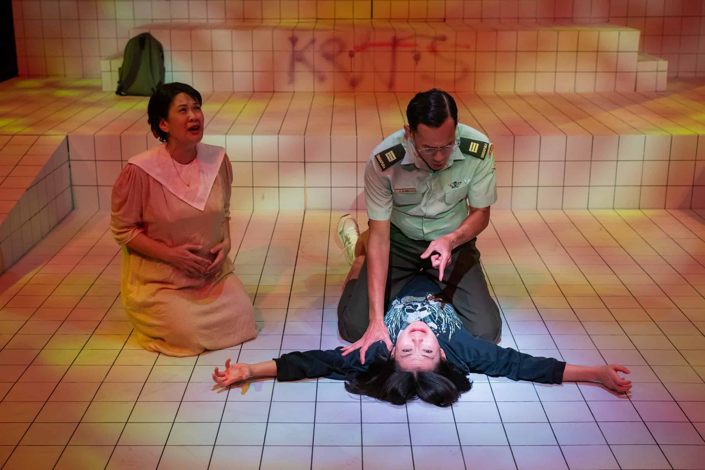 SGTP1993-7 Shane Mardjuki as Uncle Henry exorcising Coco Wang Ling as Candice while Karen Tan as Candice's pregnant mother watches from the side